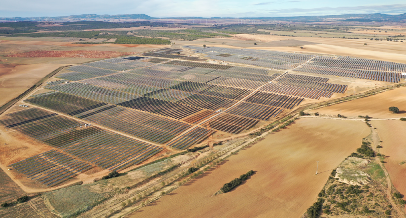 Vista aérea de Planta Solar Fotovoltaica Almansol (Almansa)