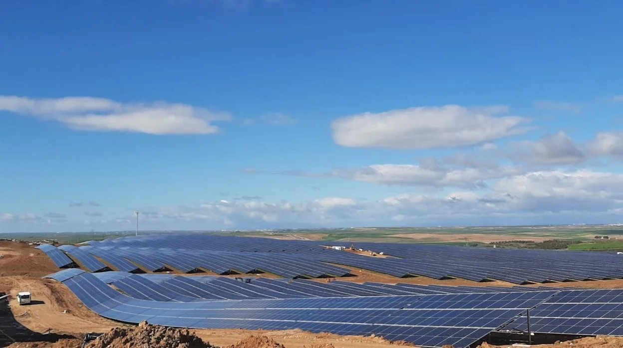Vista aérea de Planta Solar Fotovoltaica Barcience