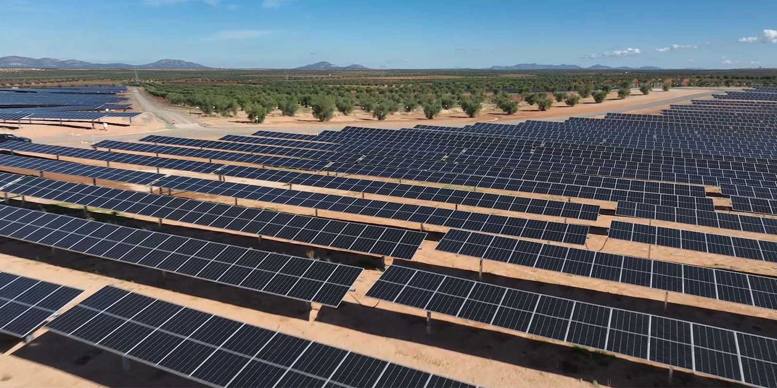 Vista aérea de Planta Solar Hibrida Extremadura III